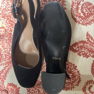 Vionic Women's Elegant Black Loafers